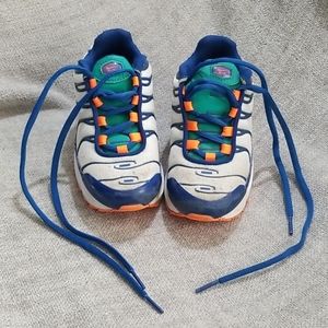 Kids Nike shoes size 11C